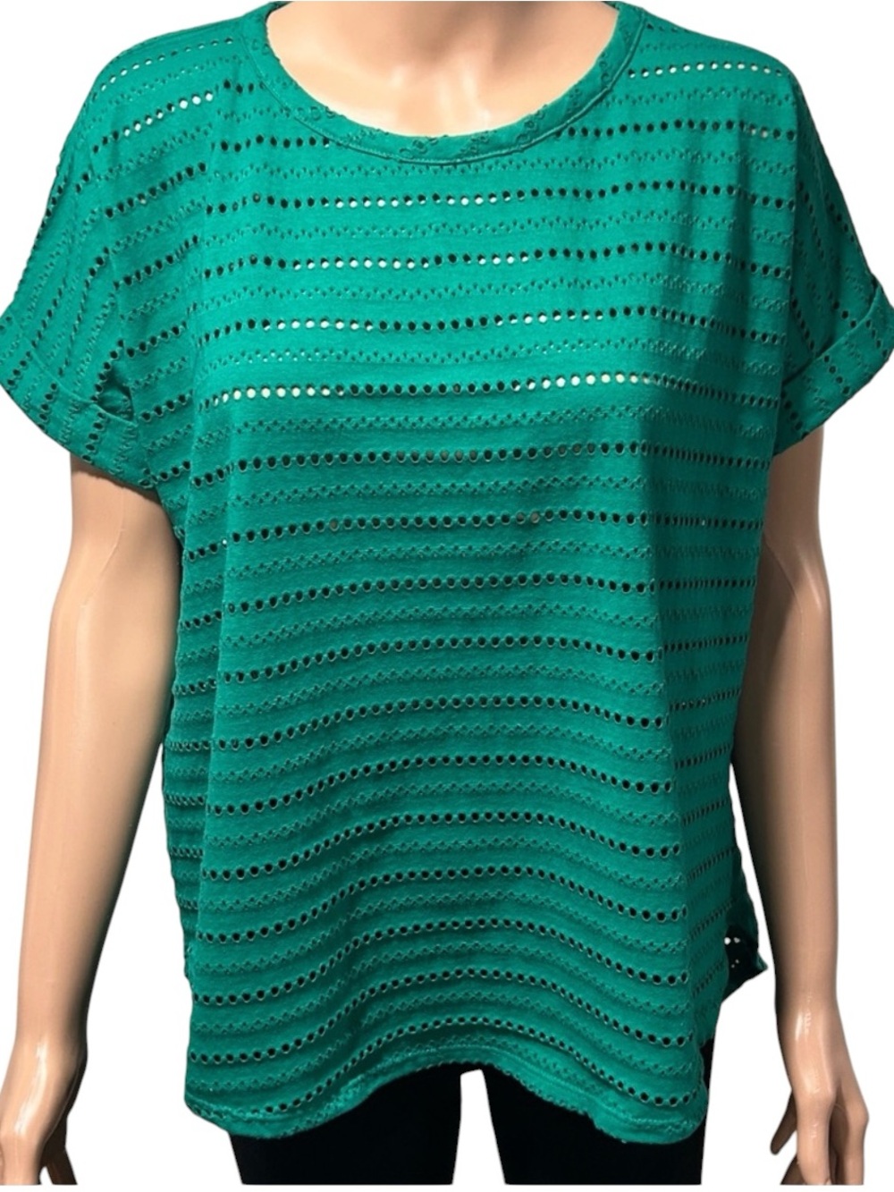 Kim & Cami Emerald Eyelet Short Sleeve Top